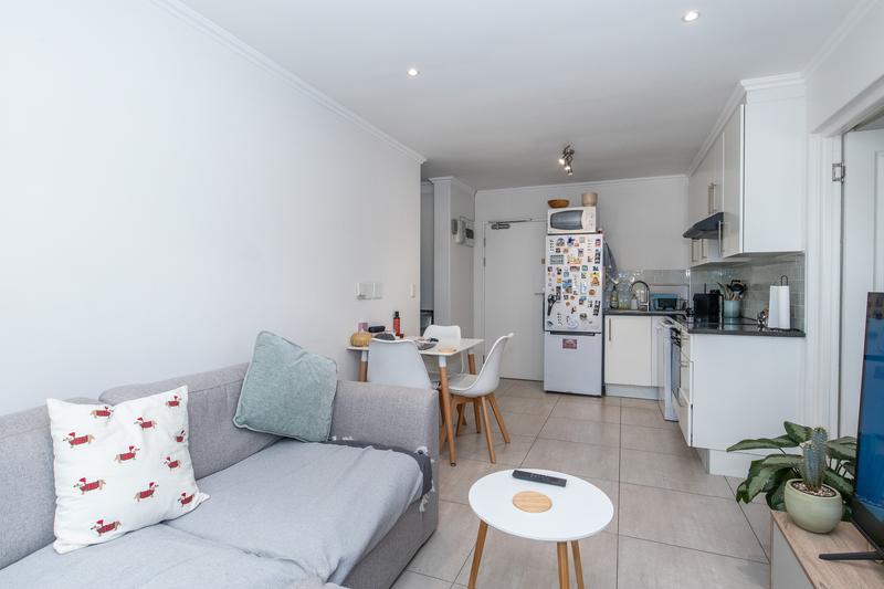 2 Bedroom Property for Sale in Kenilworth Western Cape